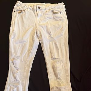 Old navy. Size 8. white holey jeans.